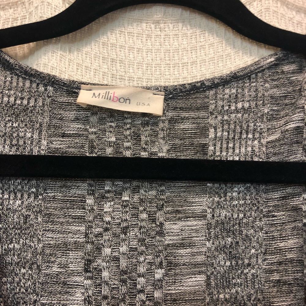 Wrap sweater - Picture 3 of 3